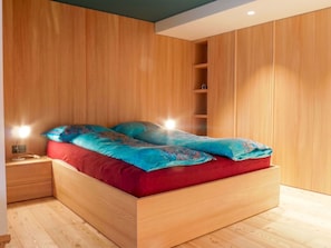 Wand, Holz, Interior Design, Schlafzimmer, Möbel, Flooring, Fussboden, Bett, Zimmer, Bettdecke