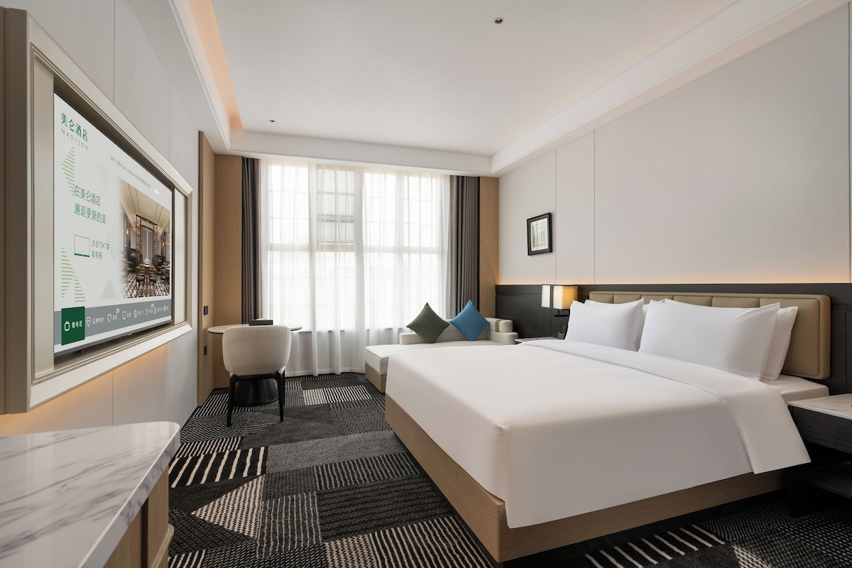 Business Double Room | WiFi (free), bed sheets