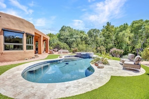 Unclassified image, 2 of 68, button - Casa Sereno - A Luxury Creekside Getaway w/ Panoramic Red Rock Views (Sedona)