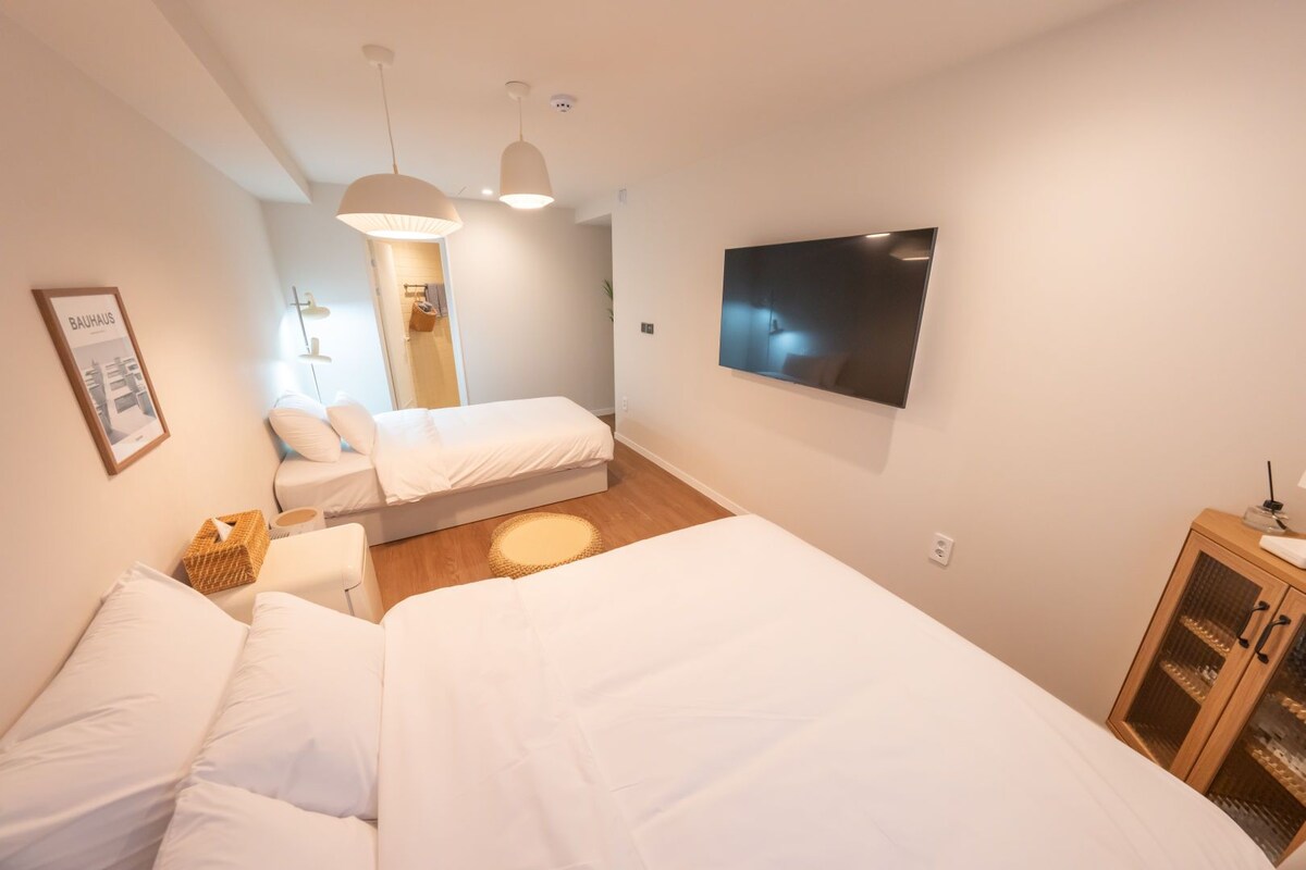 Deluxe Twin Room | Free WiFi