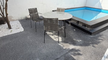 Piscine extérieure