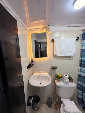 Unclassified image, 4 of 28, button - Vrbo Property (San Cristóbal)
