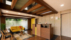 Lobby - C Suites Cardiff (Bengaluru)