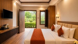 Deluxe Room - Swatik Resort By Amaratva (Vrindavan)