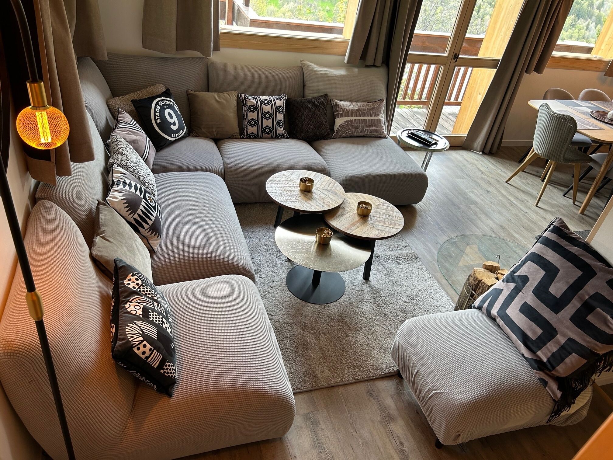 Fabulous 4-bedroom Chalet In Méribel Les Allues For Your Getaway - Les Menuires