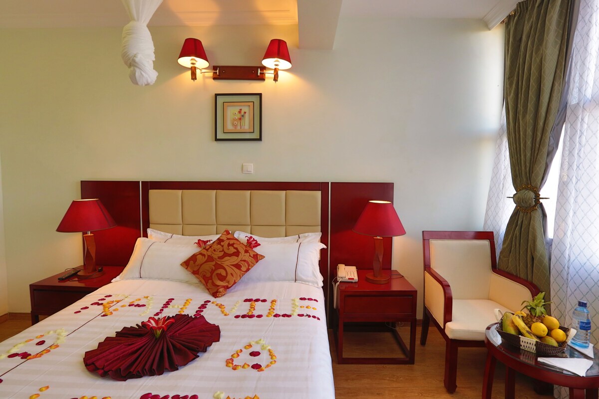 Classic Single Room, City View