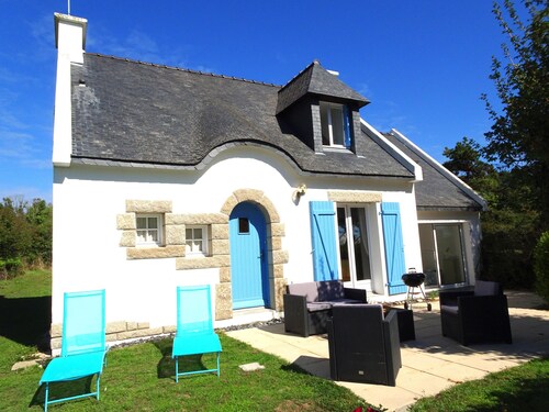 Lovely Holiday Home in Sarzeau for 8