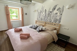 Room - Holiday home in Kobarid with swimming pool (Kobarid)