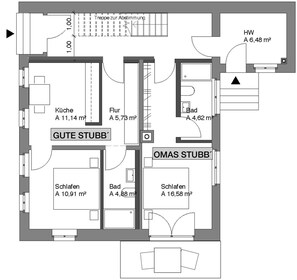 Plano de planta de un hotel con habitaciones identificadas como 'GUTE STUBB' y 'OMAS STUBB', incluyendo zonas para 'Küche', 'Flur' y 'Bad'.