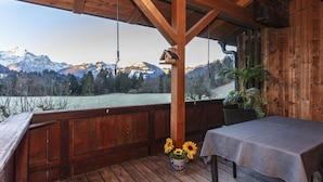 Outdoor dining - Holiday apartment in Lofer with swimming pool (Lofer)