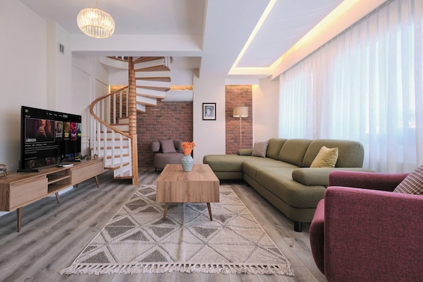Unclassified image, 1 of 59, button - Classy Duplex, Terrace, 3BR (Kadıköy)