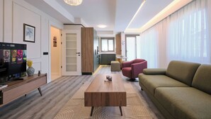 Living area - Cassiopeia, 2BR, Sea View Balcony Best Loc (Kadıköy)