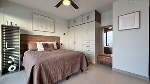 Unclassified image, 3 of 22, button - Premium Loft at a Plaza with restaurants & others (Monterrey)