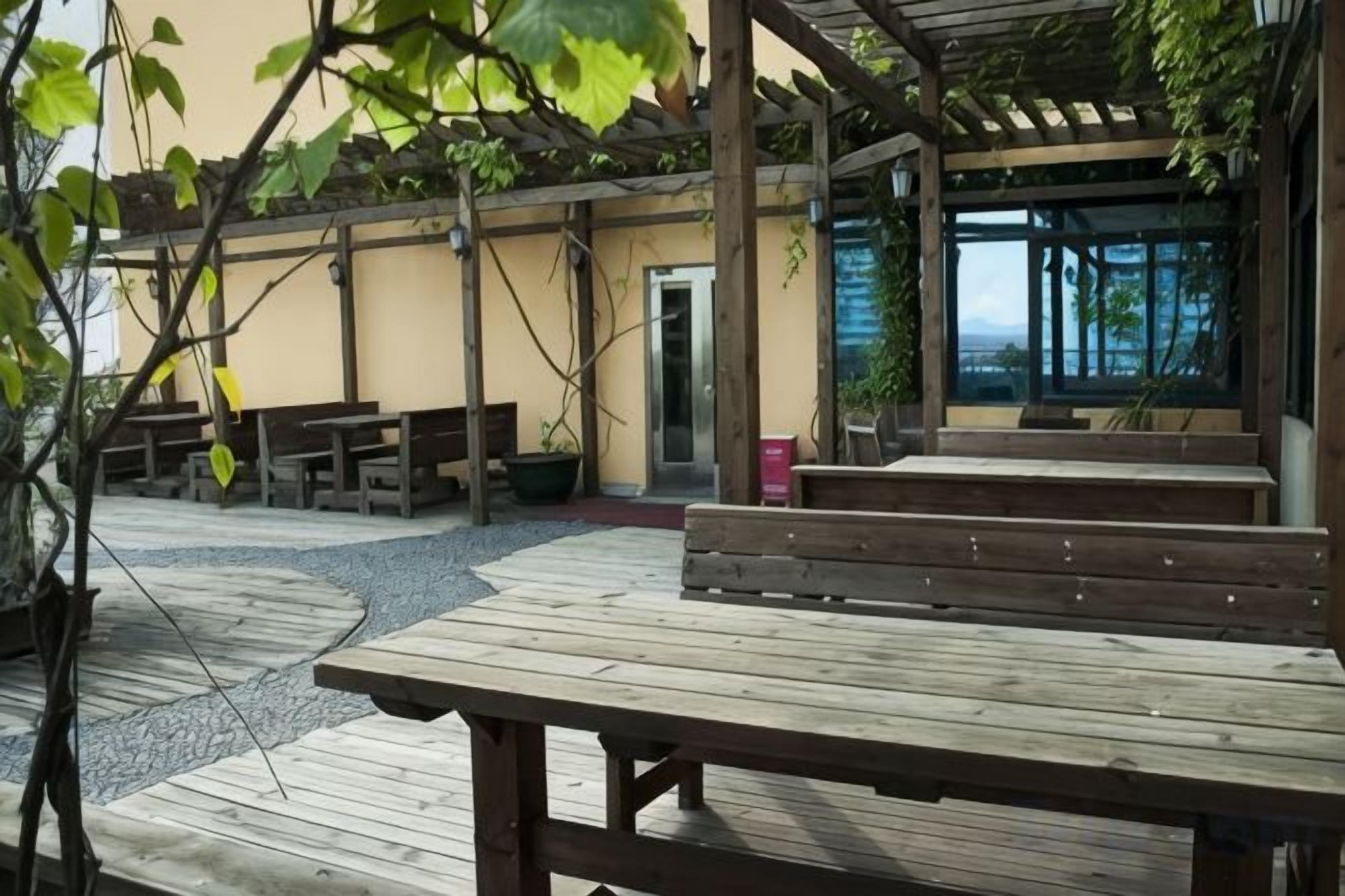 Tempat makan outdoor