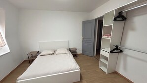 Unclassified image, 5 of 10, button - Vrbo Property (Mulhouse)