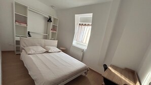 Unclassified image, 2 of 10, button - Vrbo Property (Mulhouse)