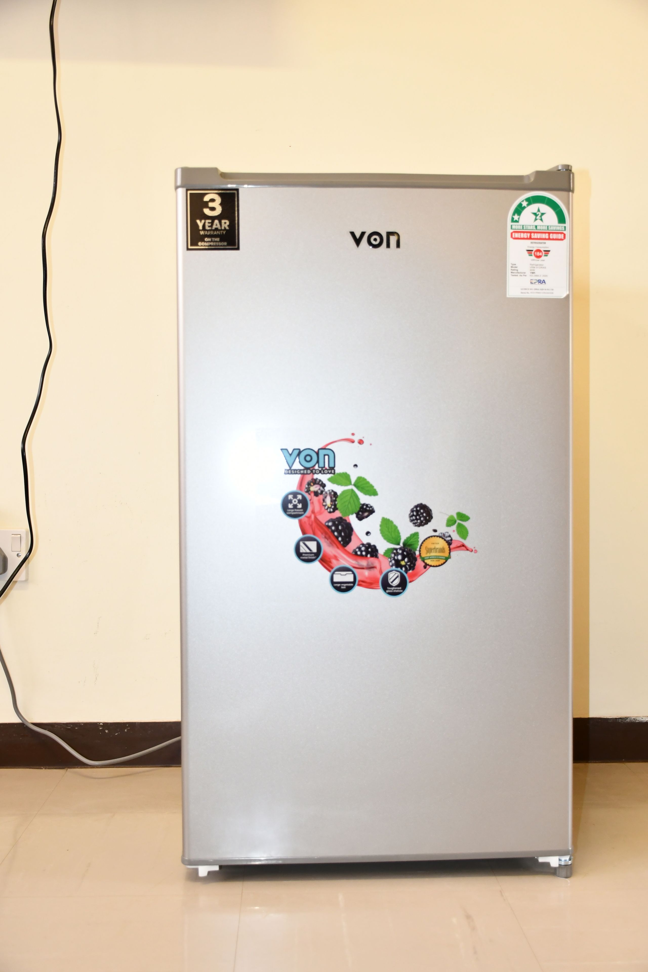Mini fridge