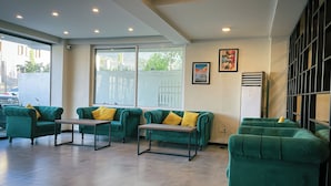Lobby - Destination Hotel Gilgit (Gilgit)