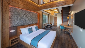 Eclipse Room with Balcony