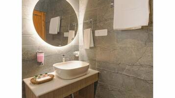 Dusk | Salle de bain