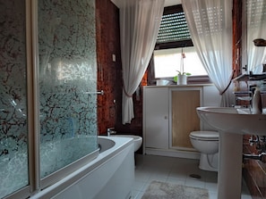 Bathroom - IL CAVALIERE DELL'EUR (ROMA)
