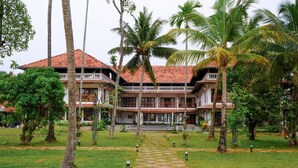 Ngoại thất