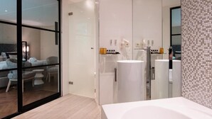 Bathroom - Van der Valk Hotel Hollands Kroon (Wieringerwerf)