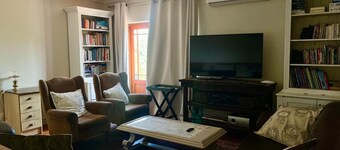 Tuscany Haus in Luxury Estate / 3 Bedroom Villa with Private Pool / Sleep +6