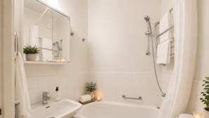 Bathroom - Bright Design District Studio in Helsinki (Helsinki)