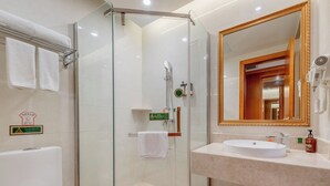 Quarto casal standard | Banheiro