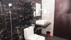 Phòng đôi Deluxe | Phòng tắm
