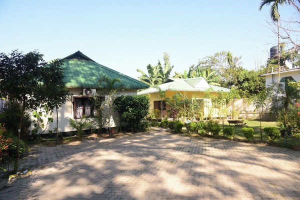 Deluxe Cottage, Patio | Exterior