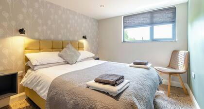 Viewpoint Lodge, Much Wenlock, Countryside Hot Tub