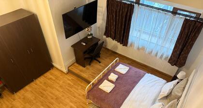 Happy Accomodation