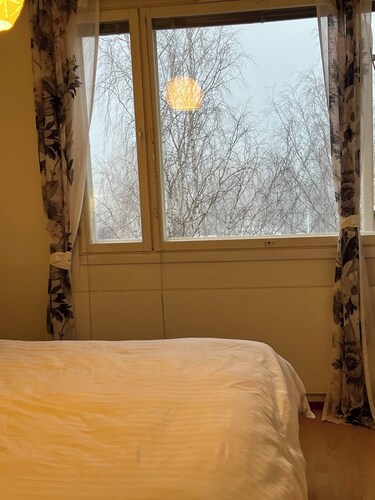 2 Bedrooms Flat at Train Station