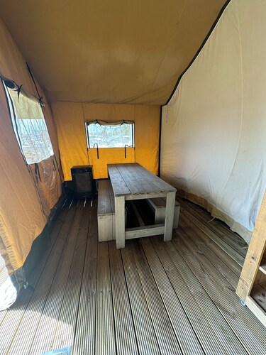 The gorgeous "Jelmer" safari tent with a breathtaking view!