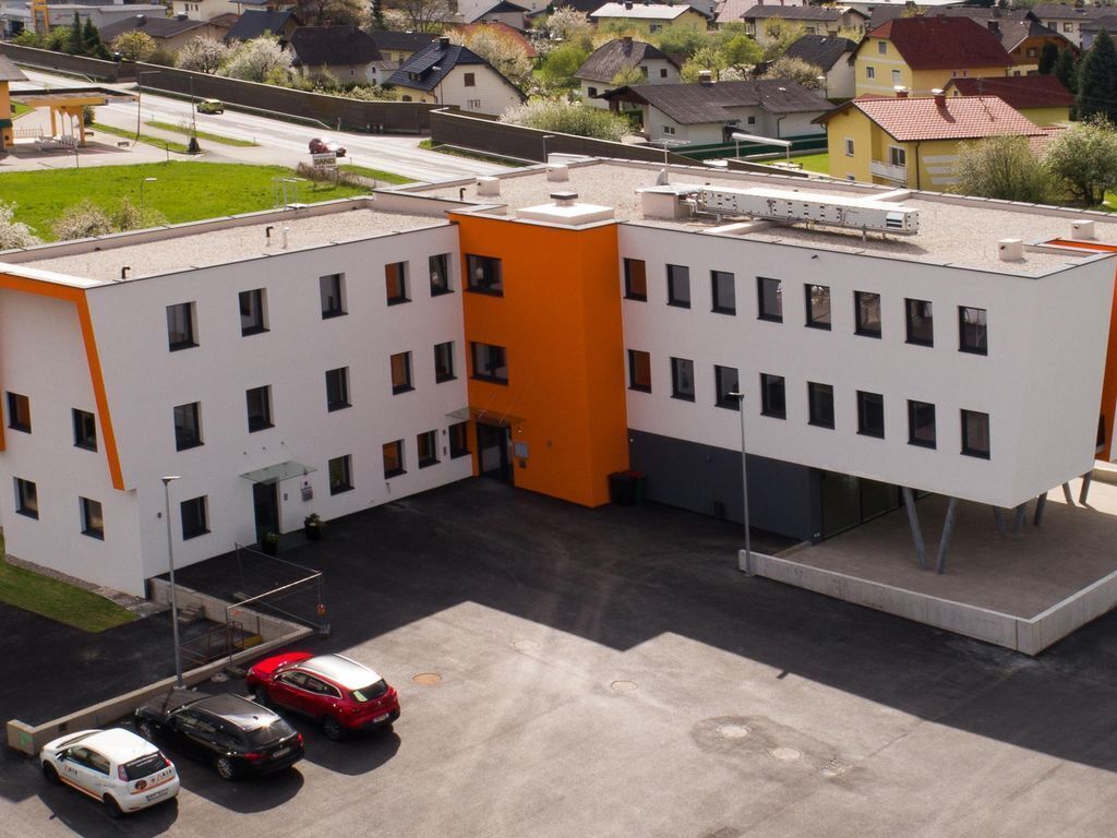 AIS Center