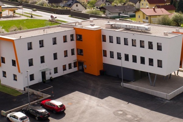 AIS Center