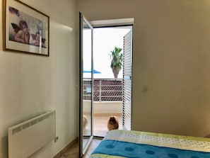 Room - Cozy 1-bedroom apartment in terrific Herceg - Novi with AC at the 1st line (Herceg - Novi)