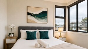 Unclassified image, 3 of 10, button - The Glenroy Getaway – 2BR Parking & Wi-Fi (Glenroy)
