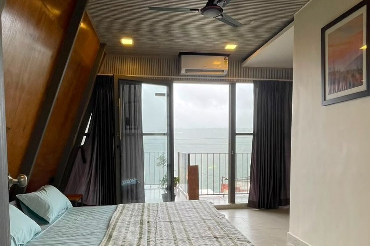 Executive Apartment, Balcony