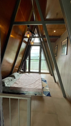 Executive Apartment, Balcony - Aara Villa (Satara)