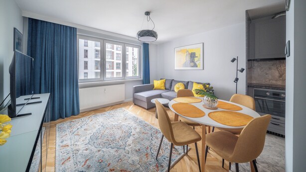 Interior - Yellow Vibe Złota (Warszawa)