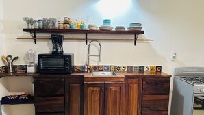 Private kitchen - Charming Studio in the Heart of Bucerias. Great Vibe. Great Price! (Bucerías)