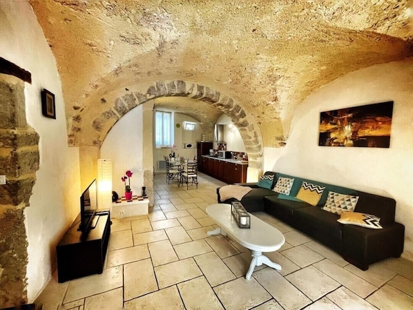 Unclassified image, 1 of 21, button - Holiday Home “Gite De Charme” in Pouzols with Playground and Parking (Pouzols)