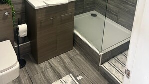 Bathroom - Muirside Cottage - sleeps 3 guests  in 1 bedroom (Stirling)