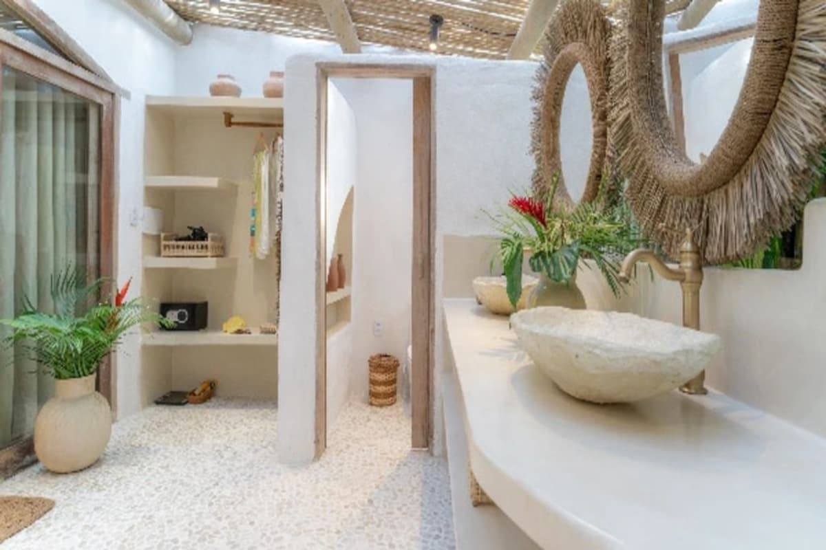 Bungalow Deluxe, vista al jardín | Baño