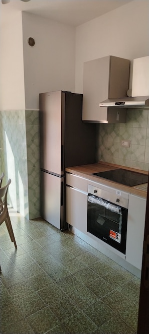 Unclassified image, 4 of 26, button - Vrbo Property (Moneglia)