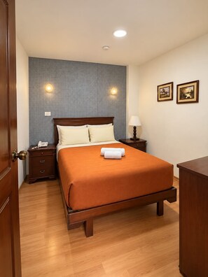 Comfort Room, 1 Queen Bed - Hotel Coronel (Cuenca)