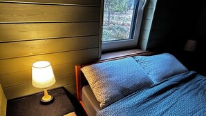 2 間睡房、書桌、可攜式嬰兒床、免費 Wi-Fi
